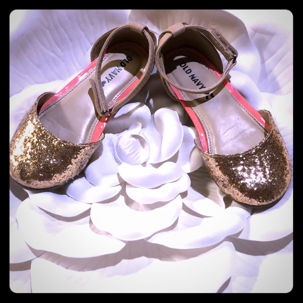 Old Navy Girl’s Sandals Size 9